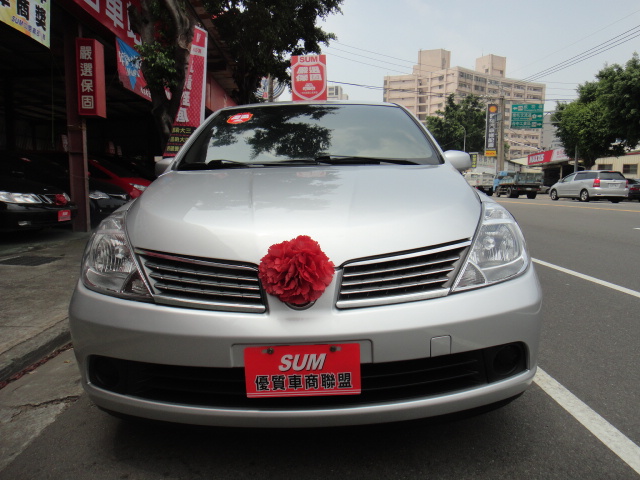 Nissan / 日產-TIIDA